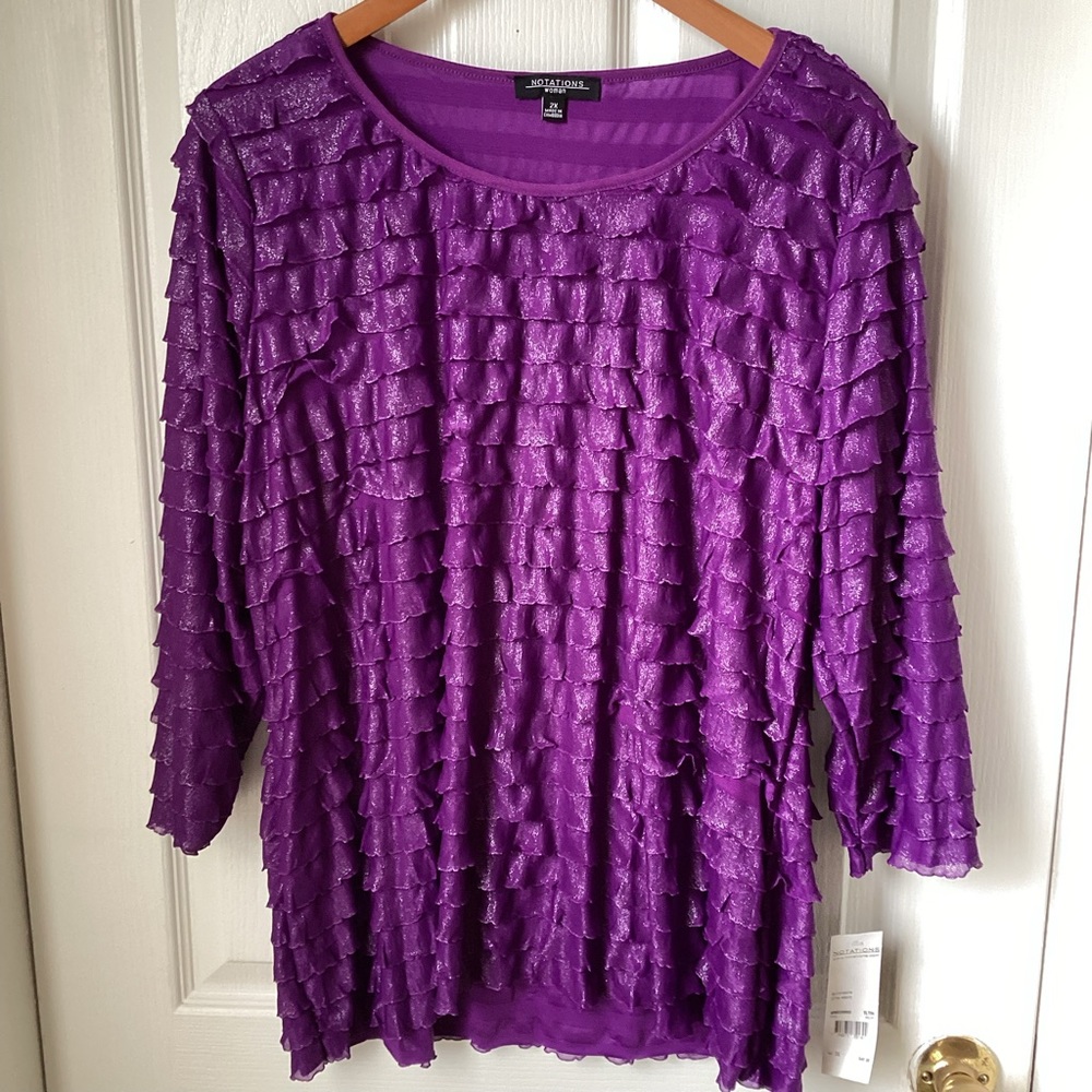 NOTATIONS: purple with silver sparkle ruffle top. Size 2X.